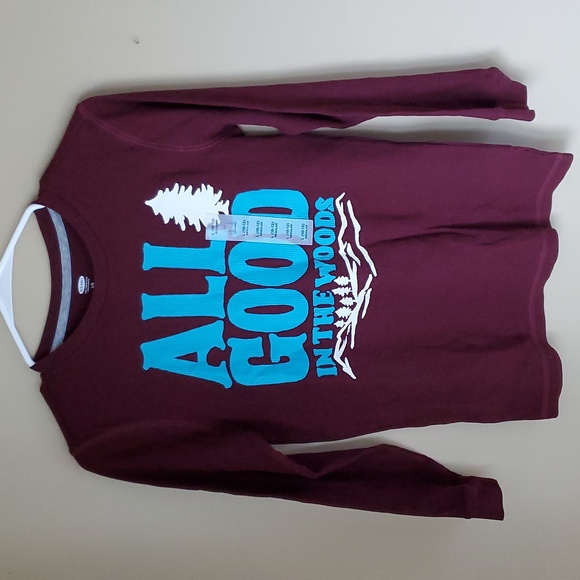 Old Navy maroon long sleeve with print & plain white long sleeve bundle - Picture 2 of 13